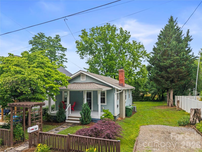 130 Winston Ave, Asheville, NC 28803