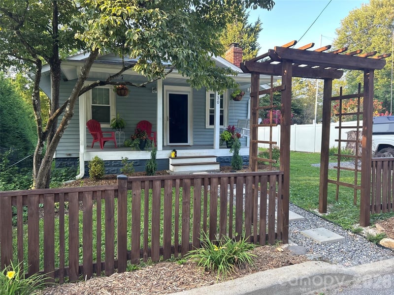 130 Winston Ave, Asheville, NC 28803