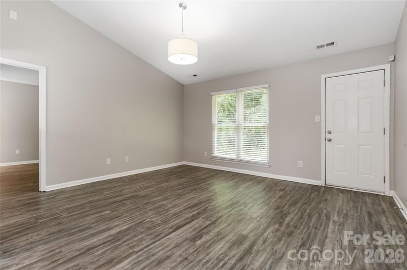 2721 Fairstone Ave, Charlotte, NC 28269