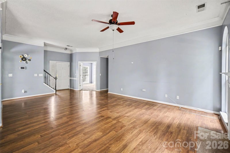 10026 Dauphine Dr, Charlotte, NC 28216