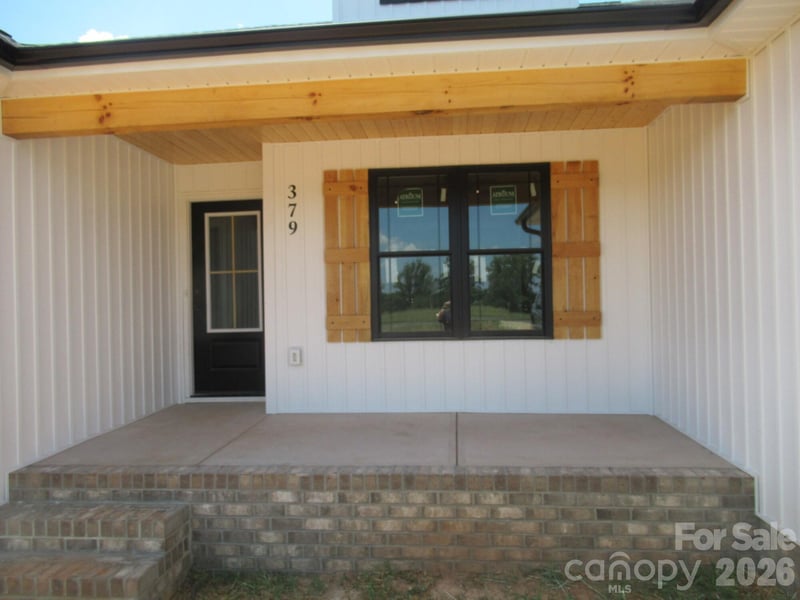 379 Northbrook Iii School Rd, Vale, NC 28168