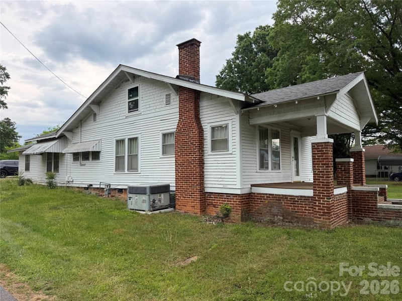 1724 Lowder St, Albemarle, NC 28001