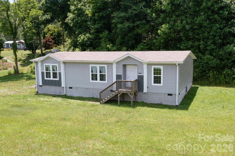 1060 Pickens Hw, Rosman, NC 28772