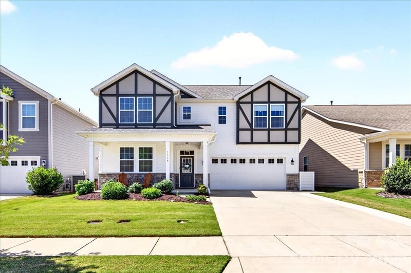 1114 Laggan Ln, Indian Trail, NC 28079