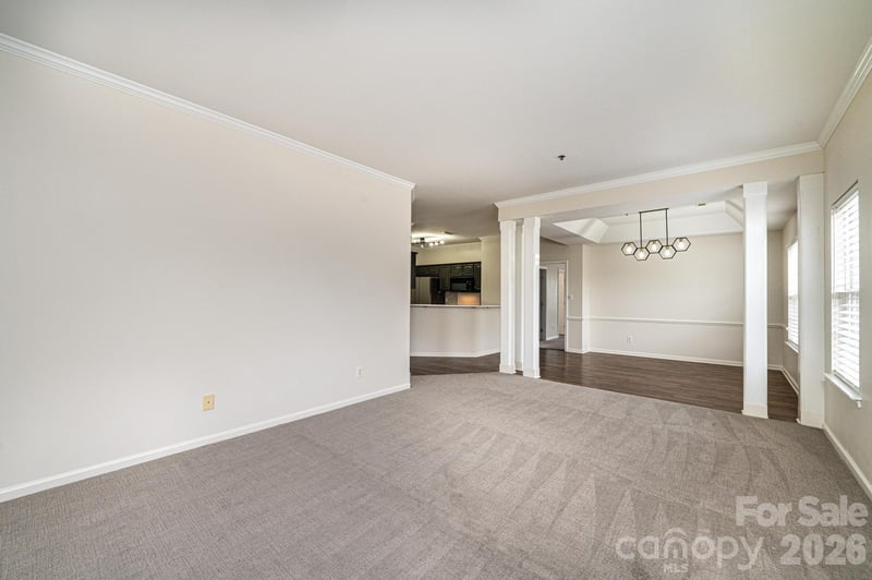 1410 4th Street Dr #201, Hickory, NC 28601