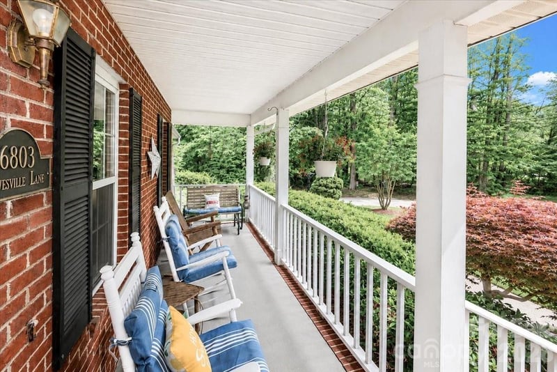 6803 Lowesville Ln, Stanley, NC 28164