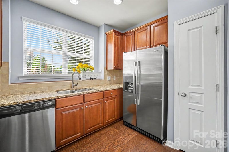 717 River Park Rd, Belmont, NC 28012