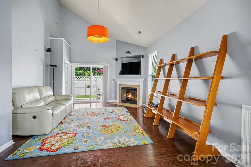 717 River Park Rd, Belmont, NC 28012