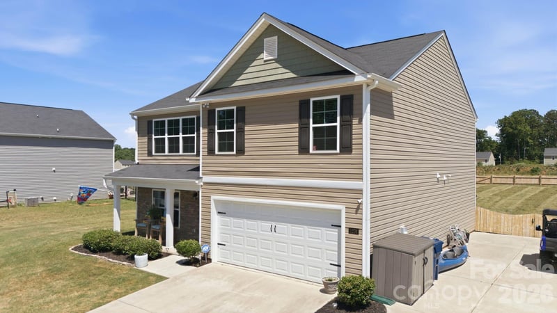 1276 Hickory Point Dr, Lexington, NC 27292