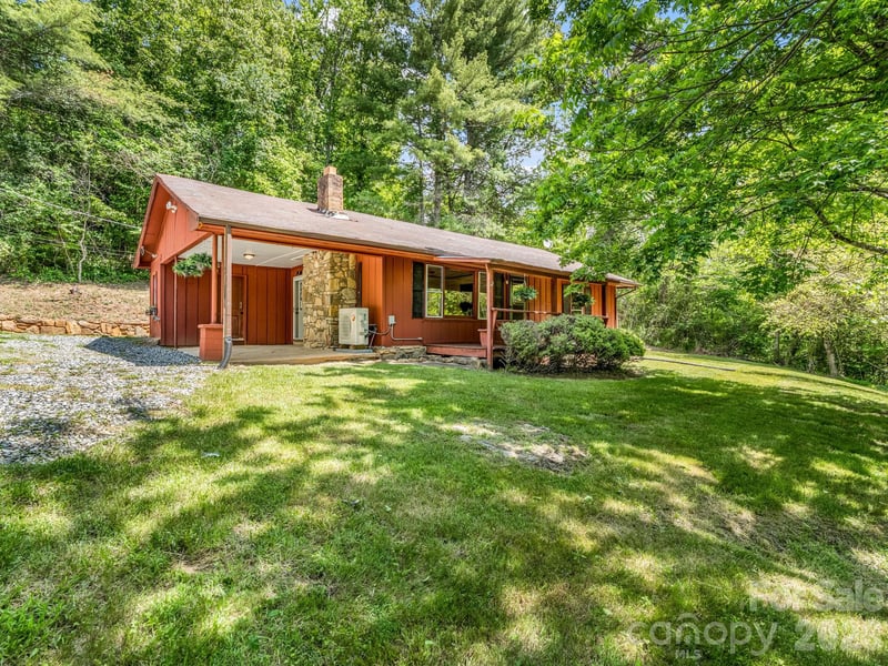 1395 Tillery Branch Rd, Marshall, NC 28753