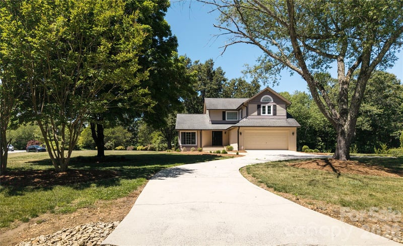 568 Wood Hollow Rd, Taylorsville, NC 28681
