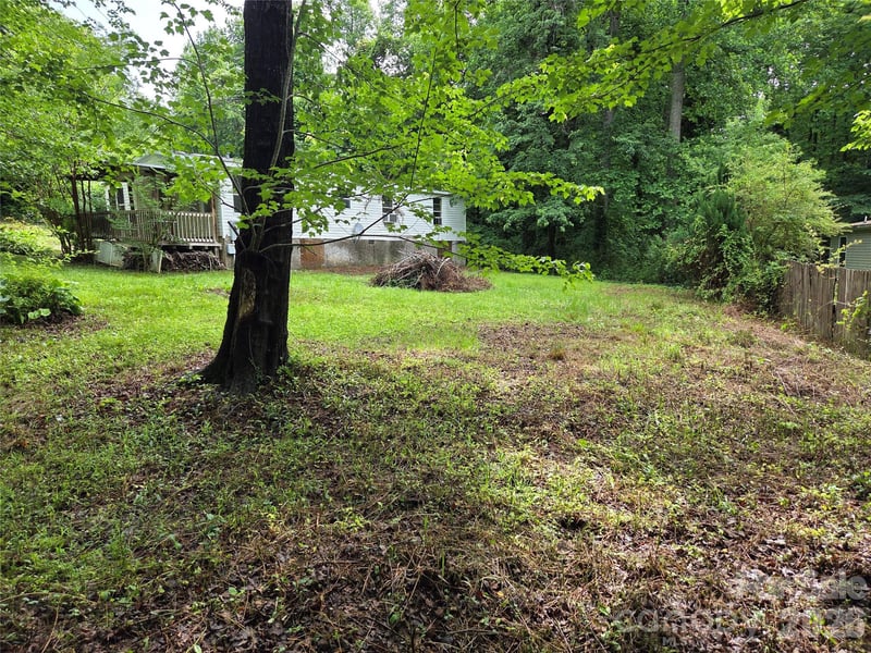 4 Boyer Dr, Black Mountain, NC 28711