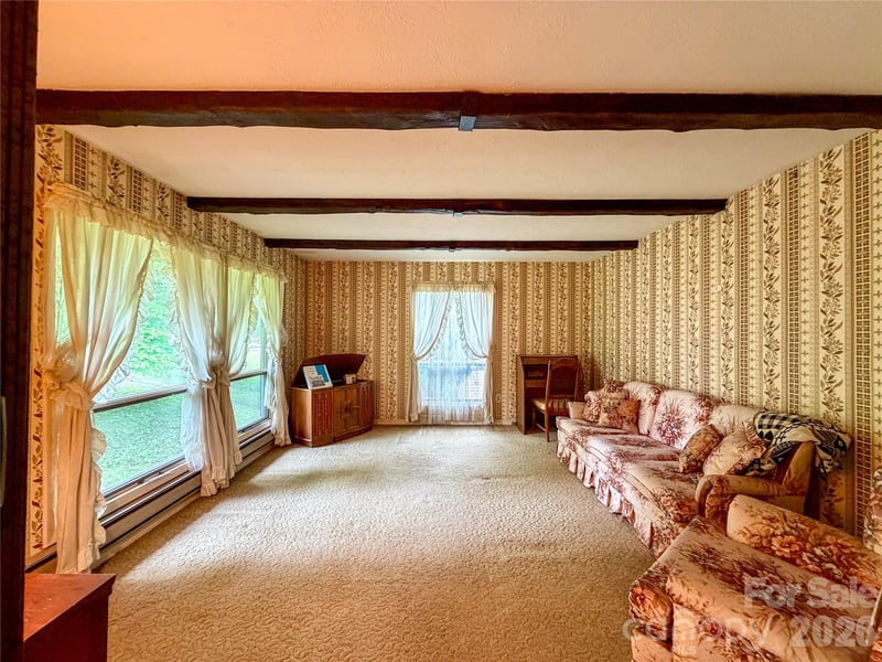 133 Jarvis St, Waynesville, NC 28786
