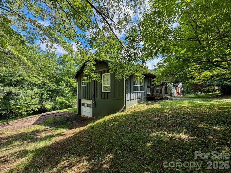133 Jarvis St, Waynesville, NC 28786