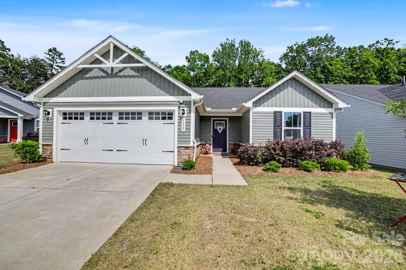 2220 Goldwood Dr, Charlotte, NC 28215