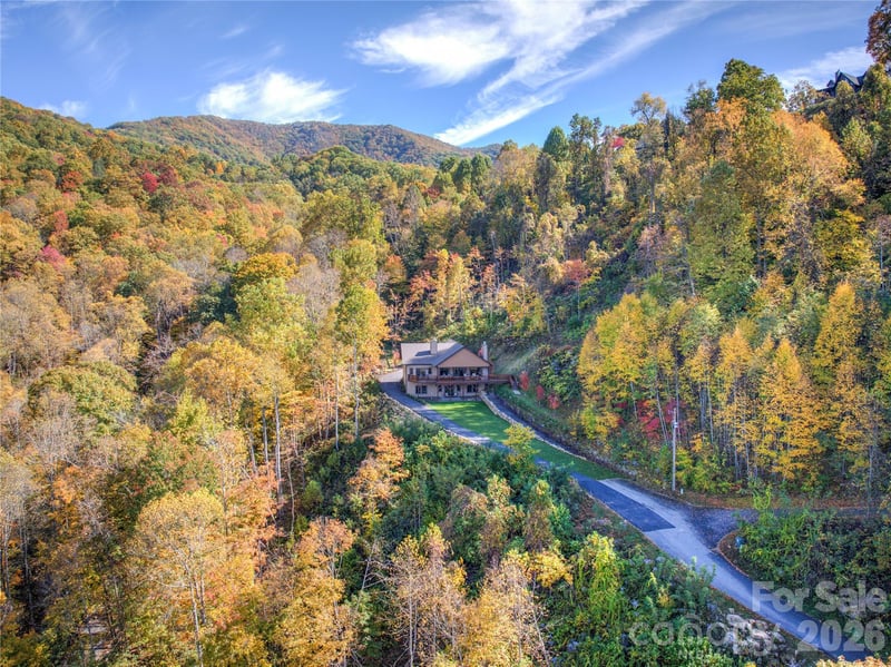 85 Fern Brook Dr, Waynesville, NC 28786