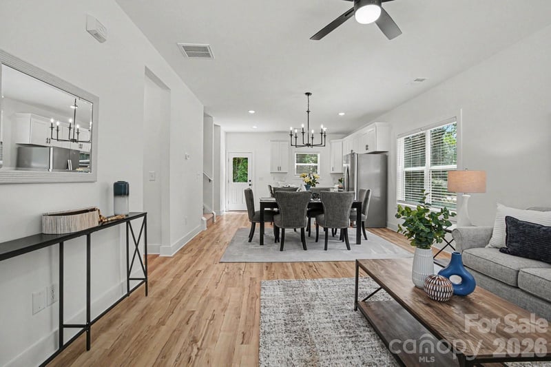 1101 Rogers Lake Rd, Kannapolis, NC 28081