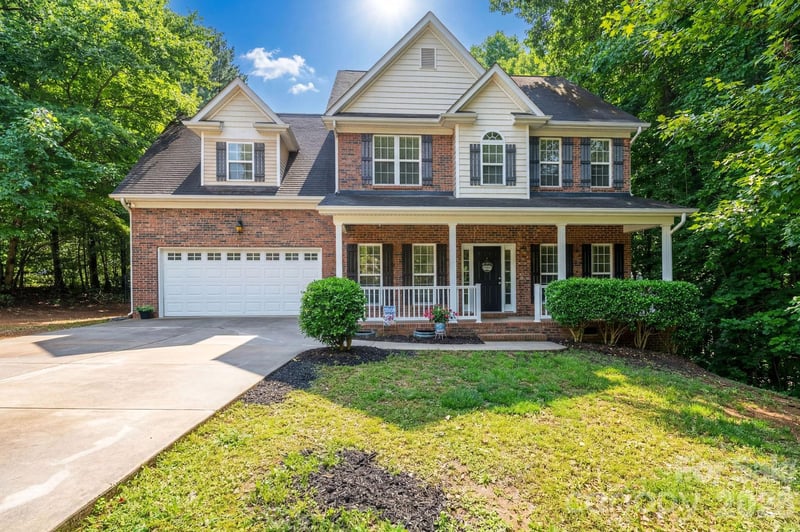 105 Tanager Ln, Mooresville, NC 28117