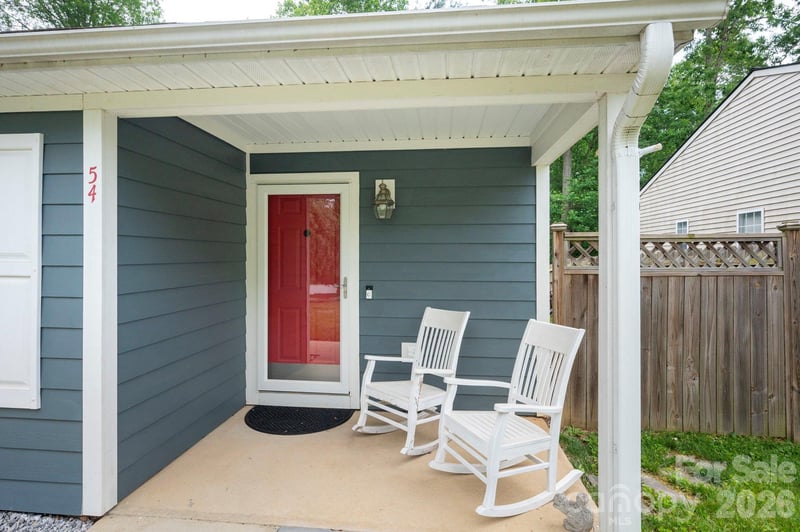 54 Foxberry Dr, Arden, NC 28704