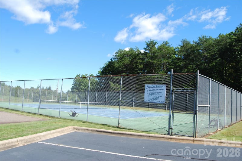 4068 Plantation Dr #18, Morganton, NC 28655
