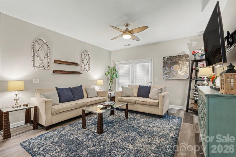 10616 Hill Point Ct, Charlotte, NC 28262