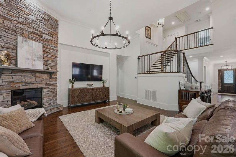 221 Glenmoor Dr, Waxhaw, NC 28173
