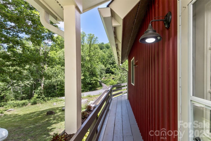 47 Fir Cir, Canton, NC 28716