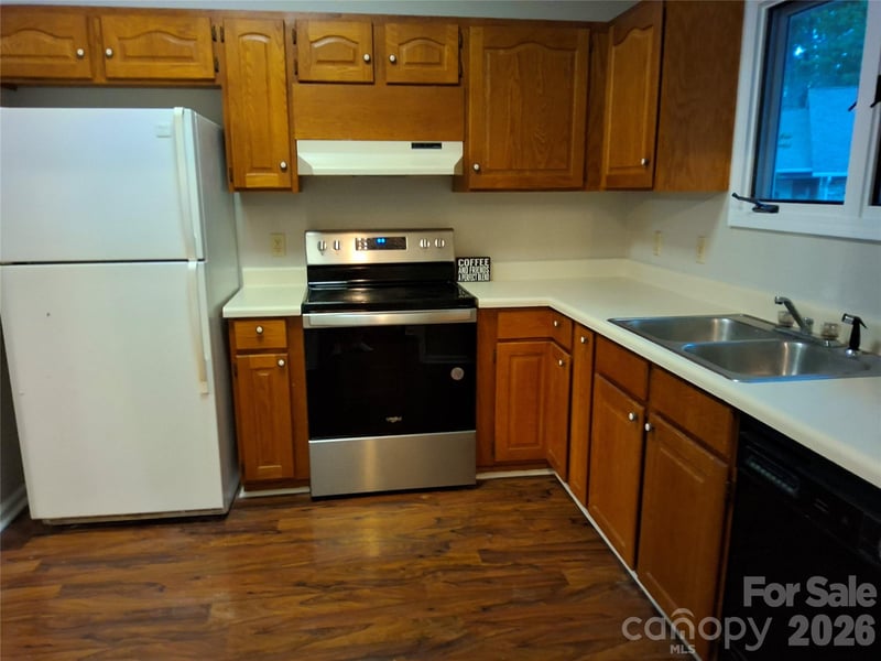1903 Wellington Hills Cir, Salisbury, NC 28147