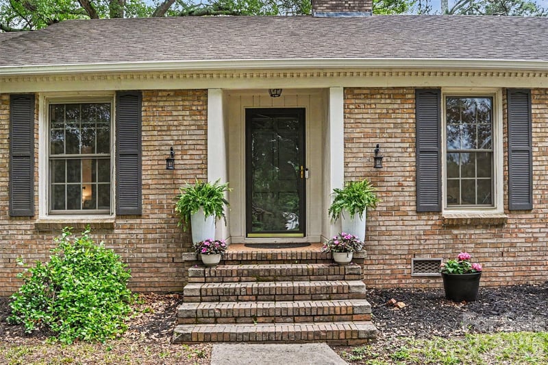 261 Sherwood Cir, Rock Hill, SC 29730