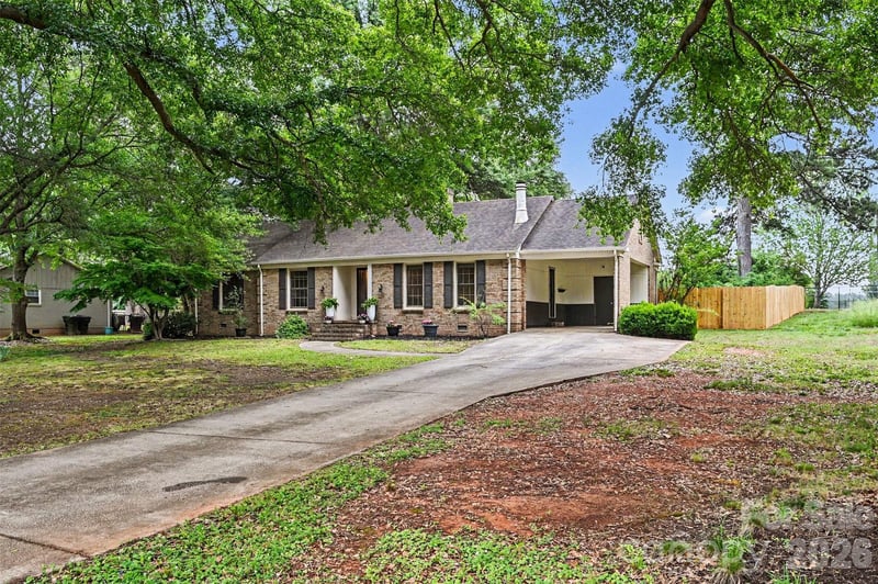 261 Sherwood Cir, Rock Hill, SC 29730