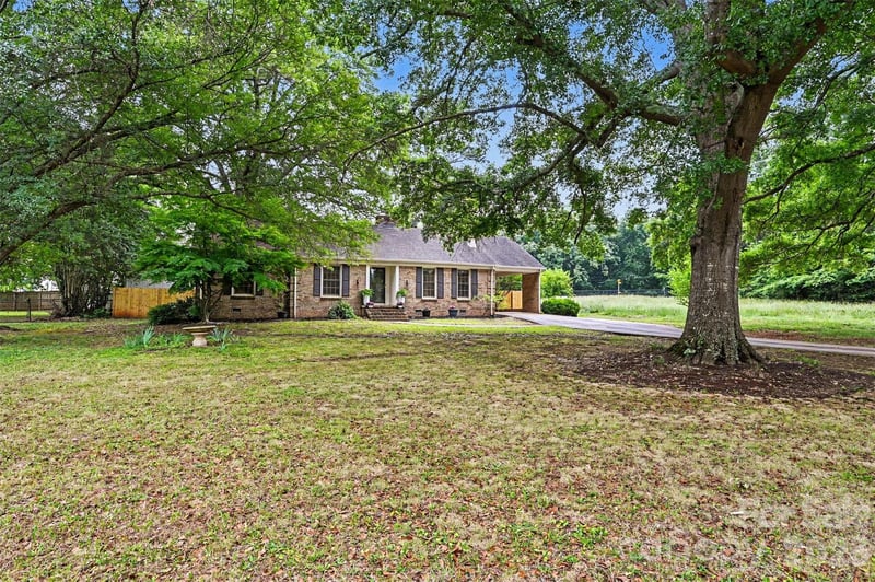 261 Sherwood Cir, Rock Hill, SC 29730
