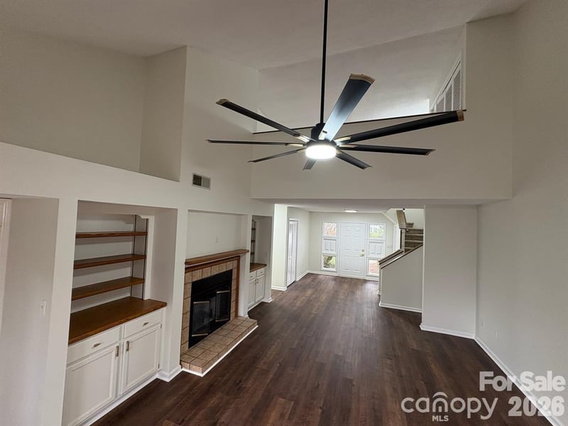 13 Laurel Place Dr, Asheville, NC 28803