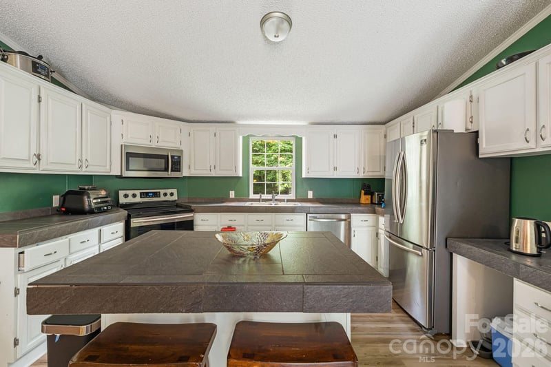 30 Sixth St, Asheville, NC 28804