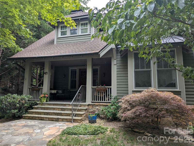 47 Cheshire Dr, Black Mountain, NC 28711
