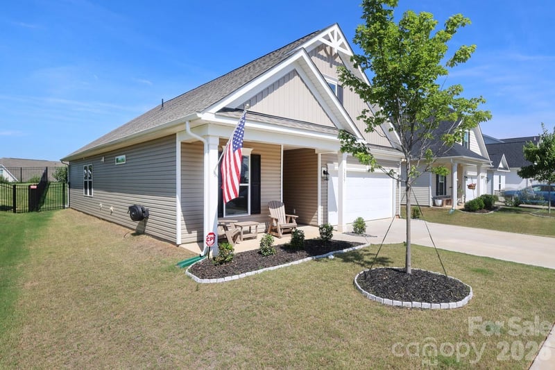 3227 Laurel Brook Dr, Denver, NC 28037
