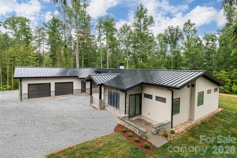 33 Busbee Rd, Asheville, NC 28803