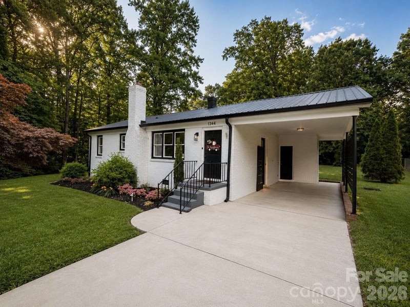 1344 12th Ave, Hickory, NC 28601