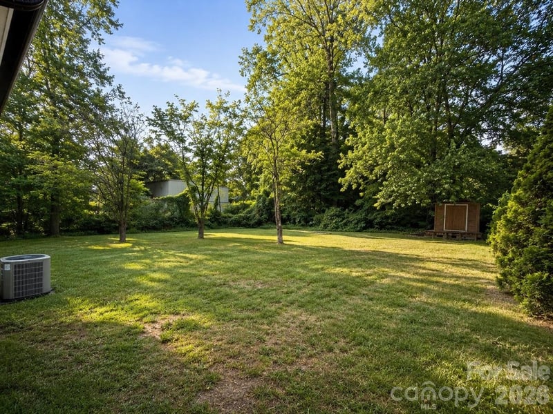 1344 12th Ave, Hickory, NC 28601