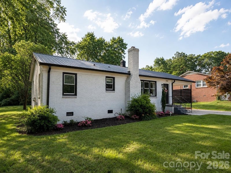 1344 12th Ave, Hickory, NC 28601