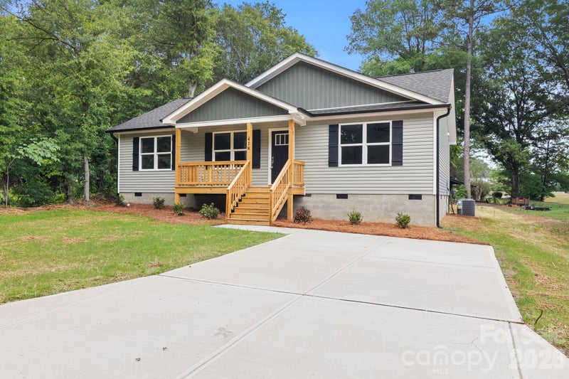 418 Digh St, Gastonia, NC 28052