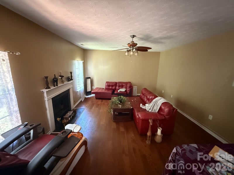 5102 Eagle Creek Dr, Charlotte, NC 28269
