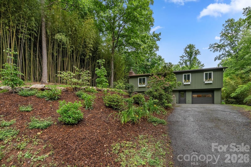 107 Beech Valley Est, Weaverville, NC 28787