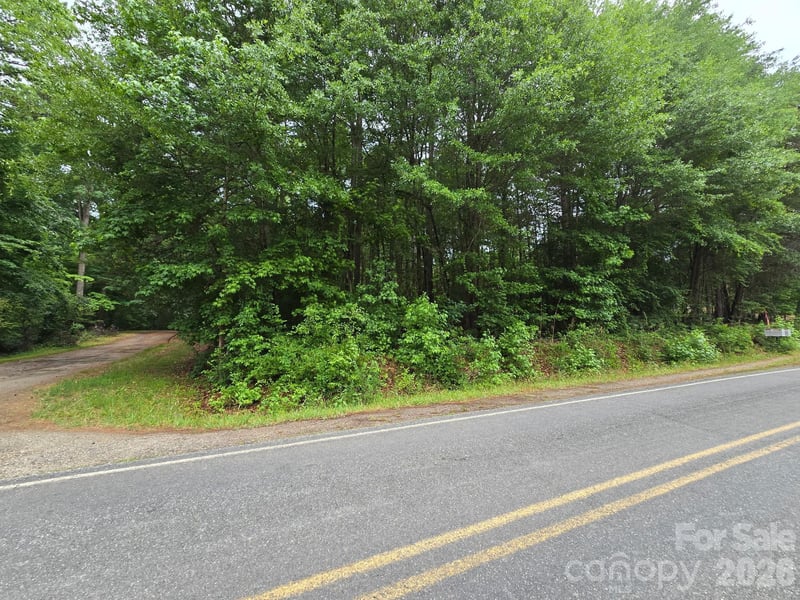 000 Pineville Rd #4, Statesville, NC 28677