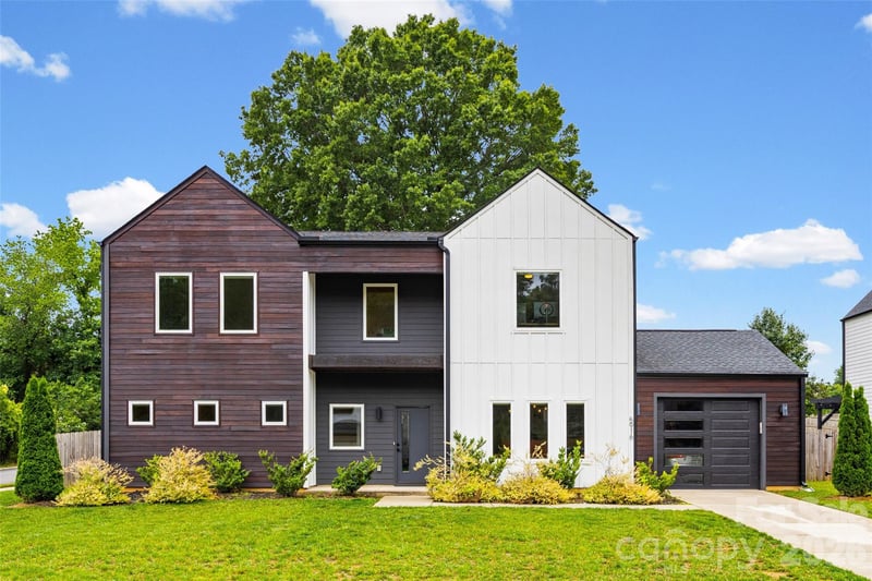 5916 Pepper Bush Ln, Charlotte, NC 28212