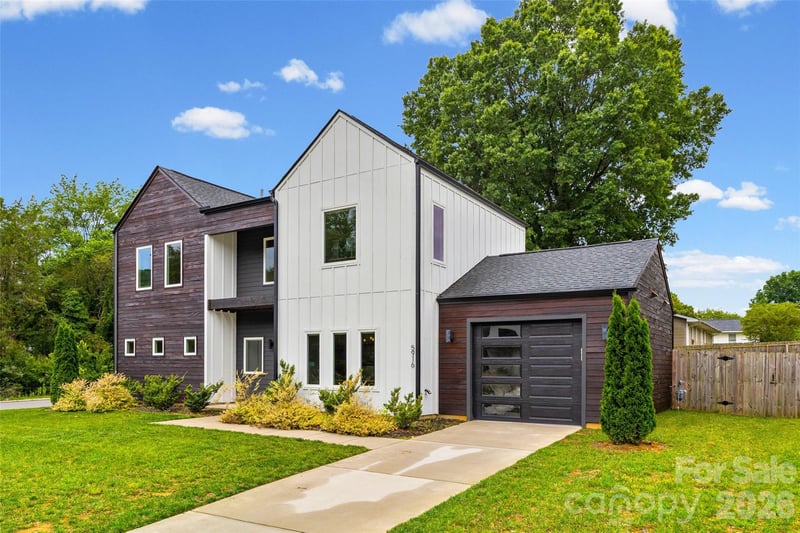 5916 Pepper Bush Ln, Charlotte, NC 28212