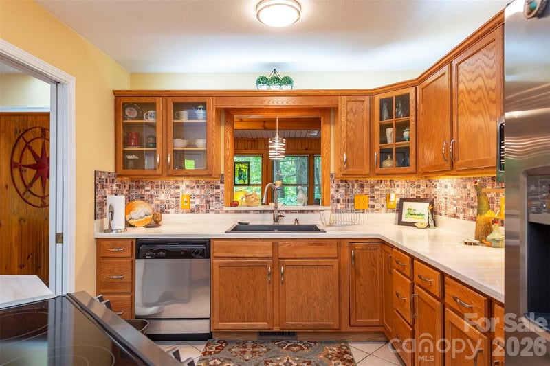 132 Rumbling Bald Rd, Lake Lure, NC 28746