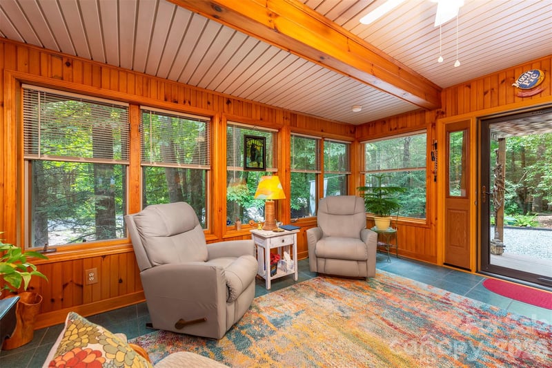 132 Rumbling Bald Rd, Lake Lure, NC 28746