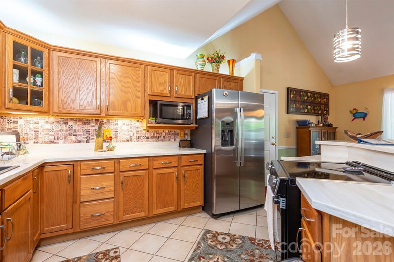 132 Rumbling Bald Rd, Lake Lure, NC 28746