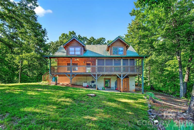 545 Mountain Crest Dr, Marion, NC 28752