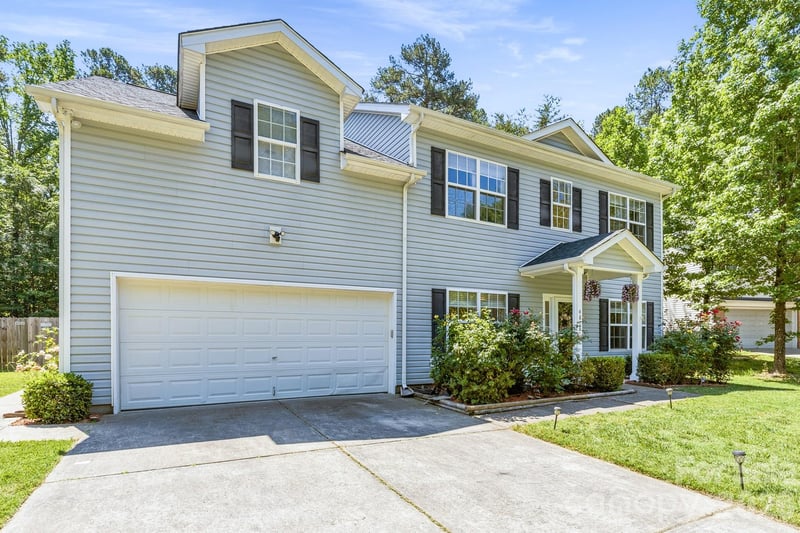 4816 Delprado Cir, Charlotte, NC 28216